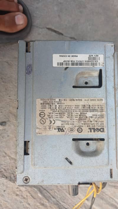 supply. DeLL 10/9.5 condition.            computer ke like