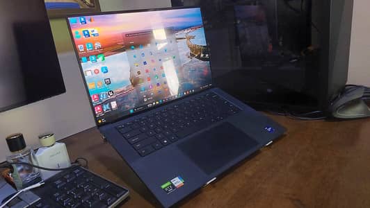 Dell precision 5570 4k touch core i9 12th gen