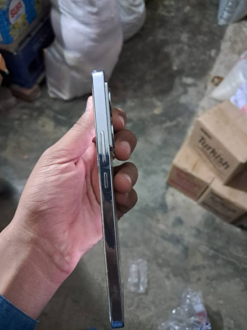 Infinix Note 40 3