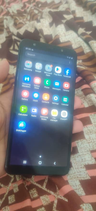 Samsung Galaxy A7 (2018) | 4GB/128GB | PTA Approved | 7-Day Guarantee