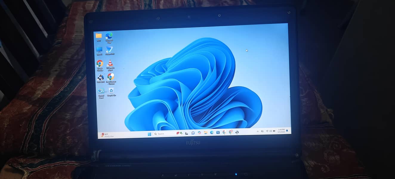 Fujitsu 3