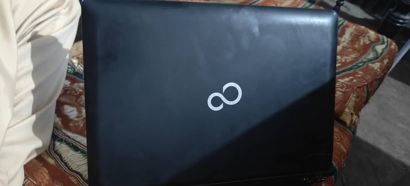 Fujitsu 4
