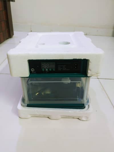 incubator