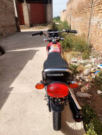CG125