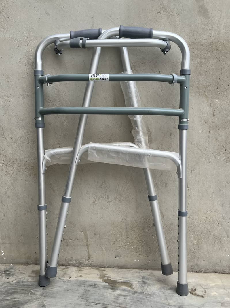 Folder walker 1