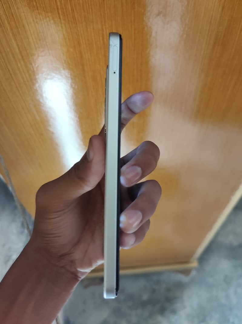 Realme C71 3