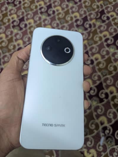 Tecno spark 30c