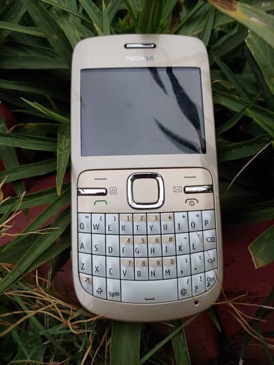 Nokia C3 Just mobile