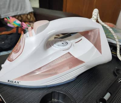 Kolax German Steam Iron Brand New Condition.