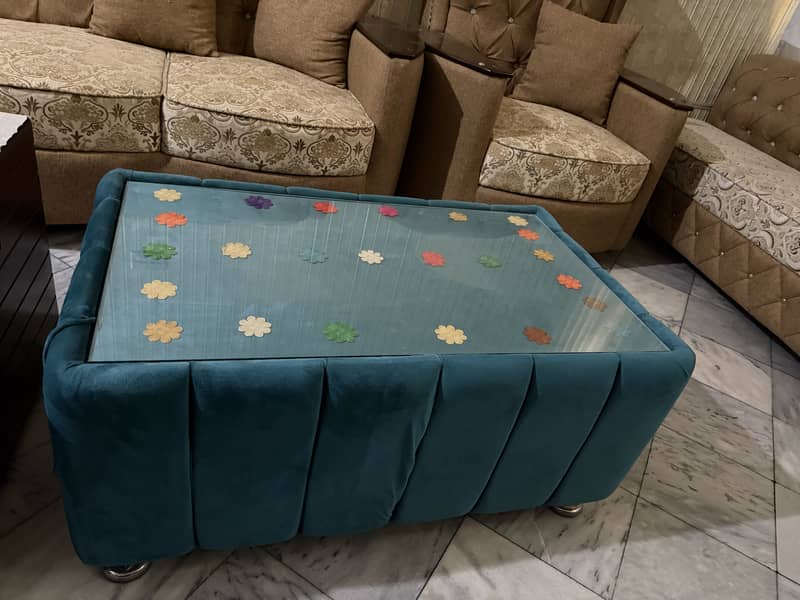 2 Seater Sofas with Tabel 1