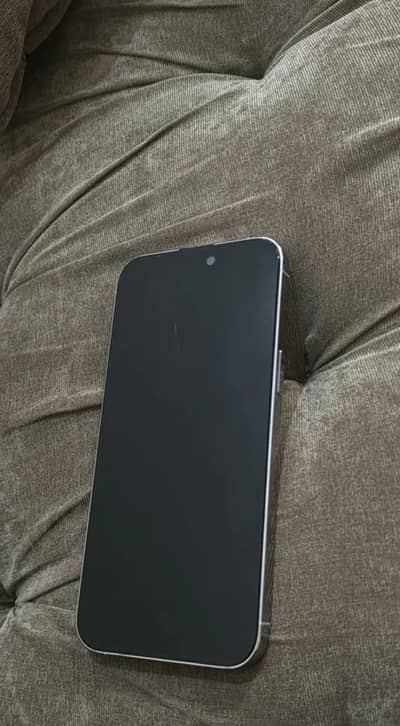Iphone 14 pro max silver color