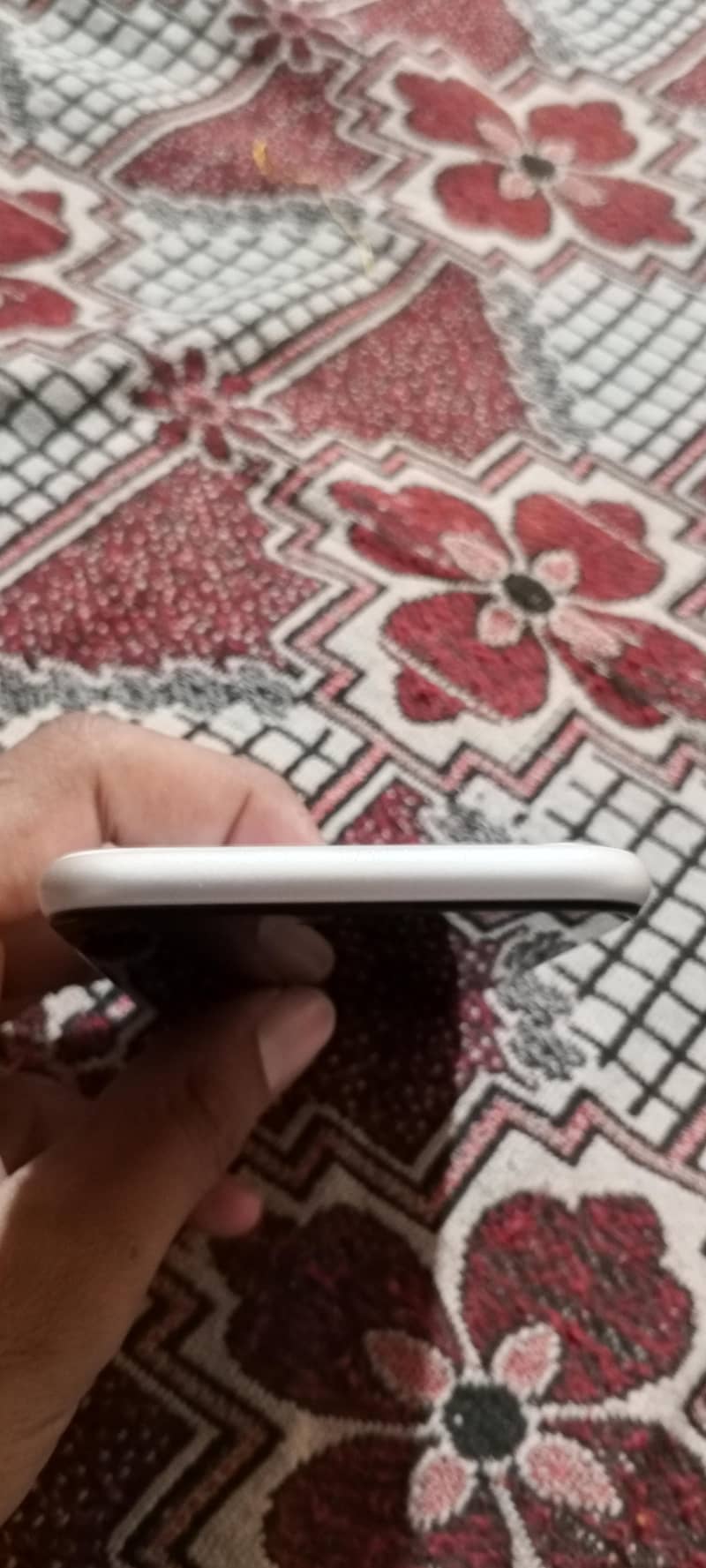 iPhone se second generation 5