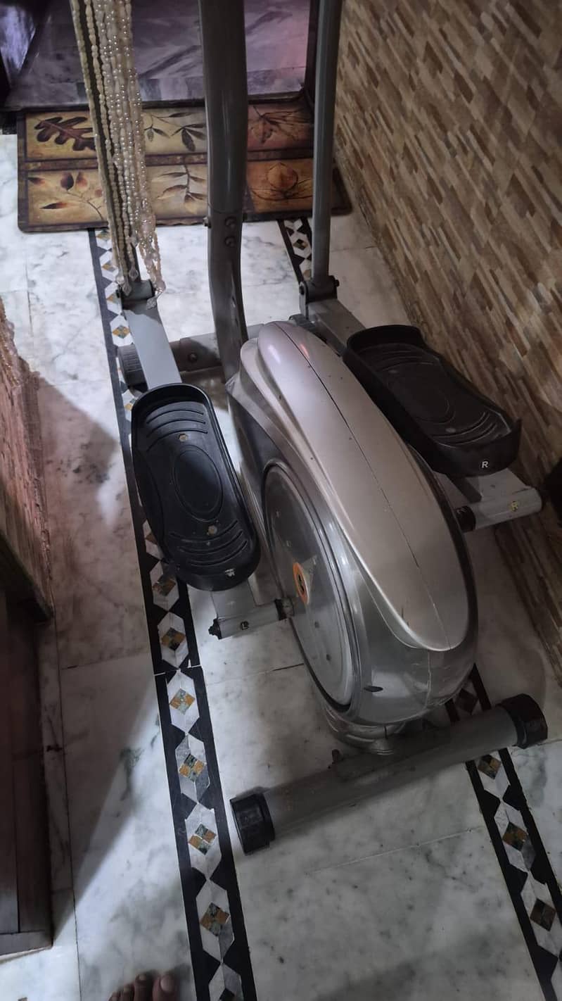 excercise cycle plus tredmil 0