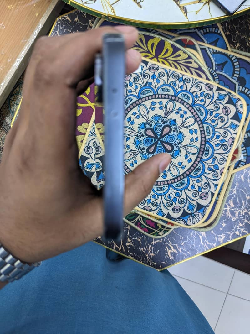 03091815762 2