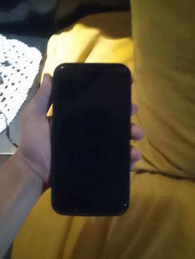 iphone XR acha hai