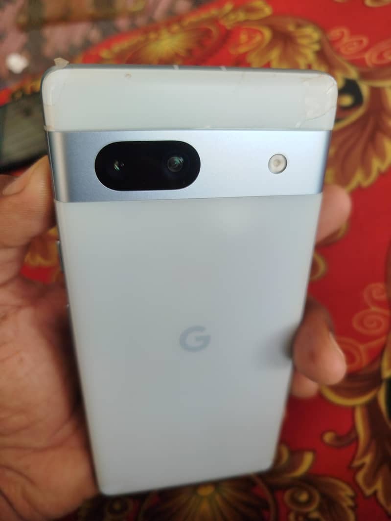 Google pixel 7a 5
