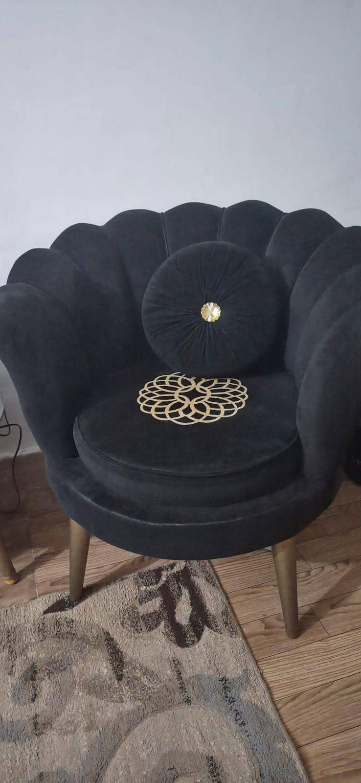 Chairs 0