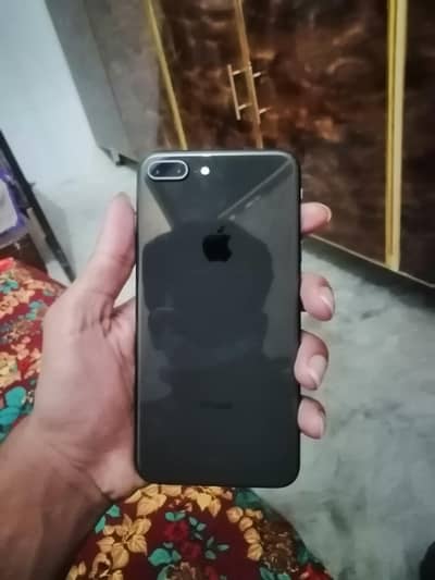 IPhone 8 plus 03071848271