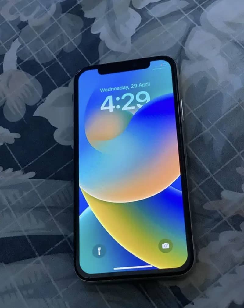 Apple Iphone x 1