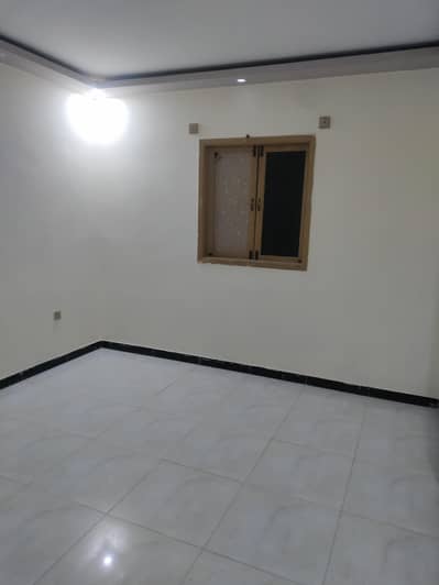 3bed dd at cheap price ready for shifting at munawer chowingi