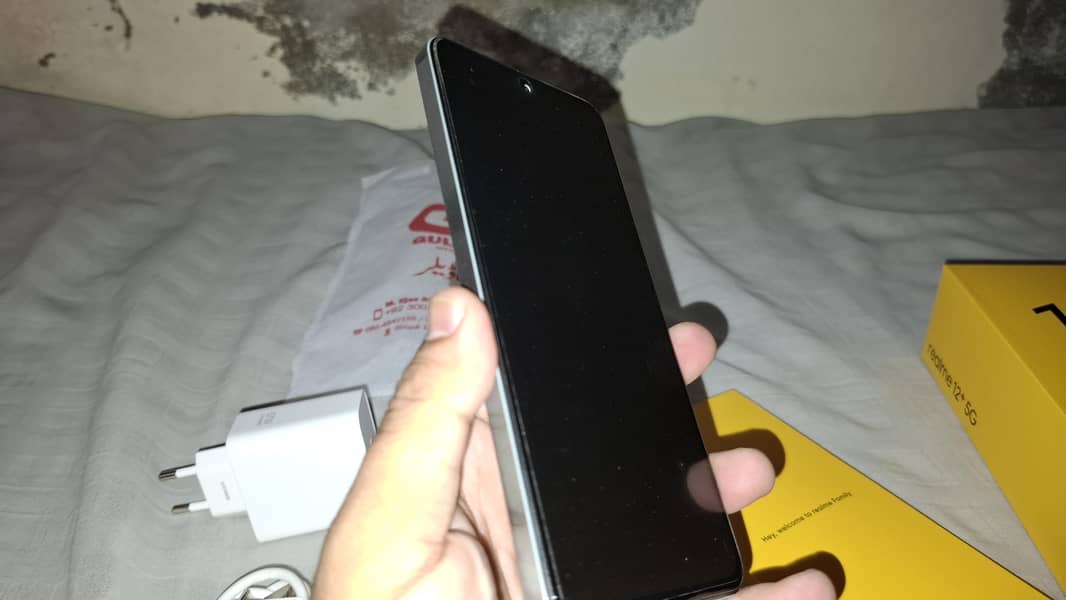 Realme 12+ 6
