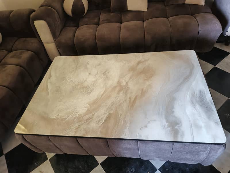 7 seater sofa+dewan+10 cutains+ table+5 stools 12