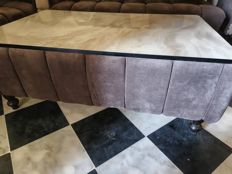 7 seater sofa+dewan+10 cutains+ table+5 stools 13