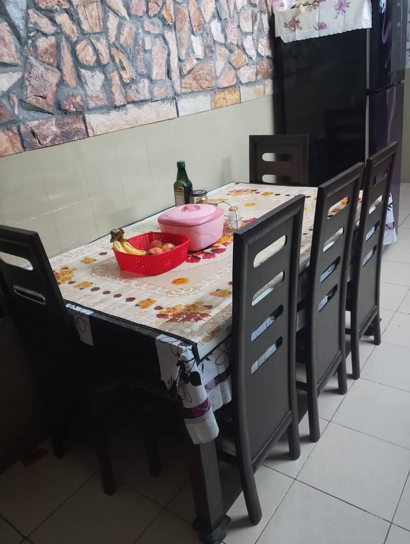 8 seater dining table 1