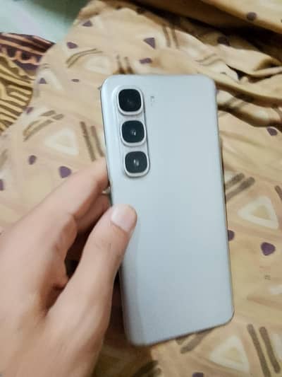 Infinix hote 6opro plus 256gb with box and werrenty