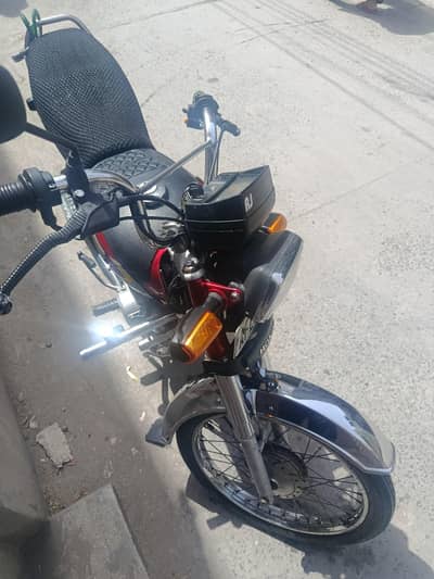 HONDA CD 70 LAHORE