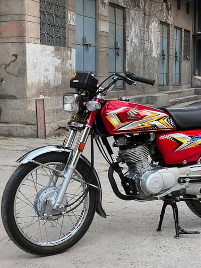 Honda 125 2025