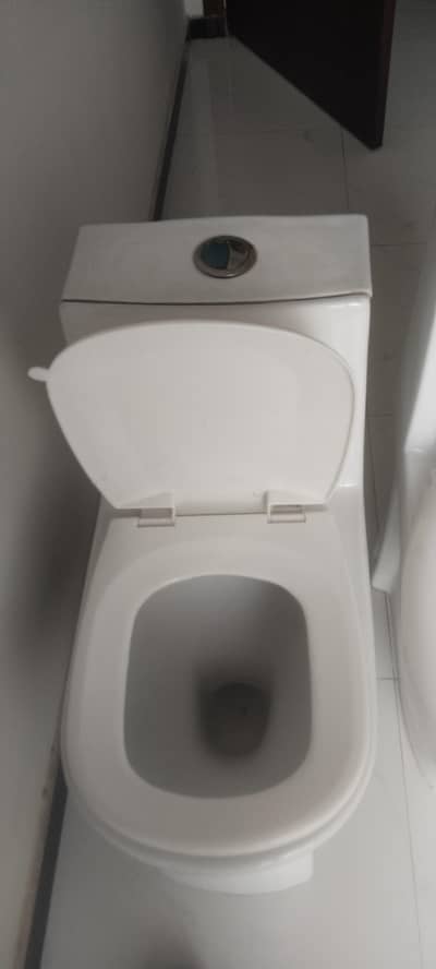 bath room compond three pieces