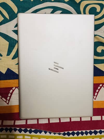 HP Elitebook 830 g5 i5 8th gen