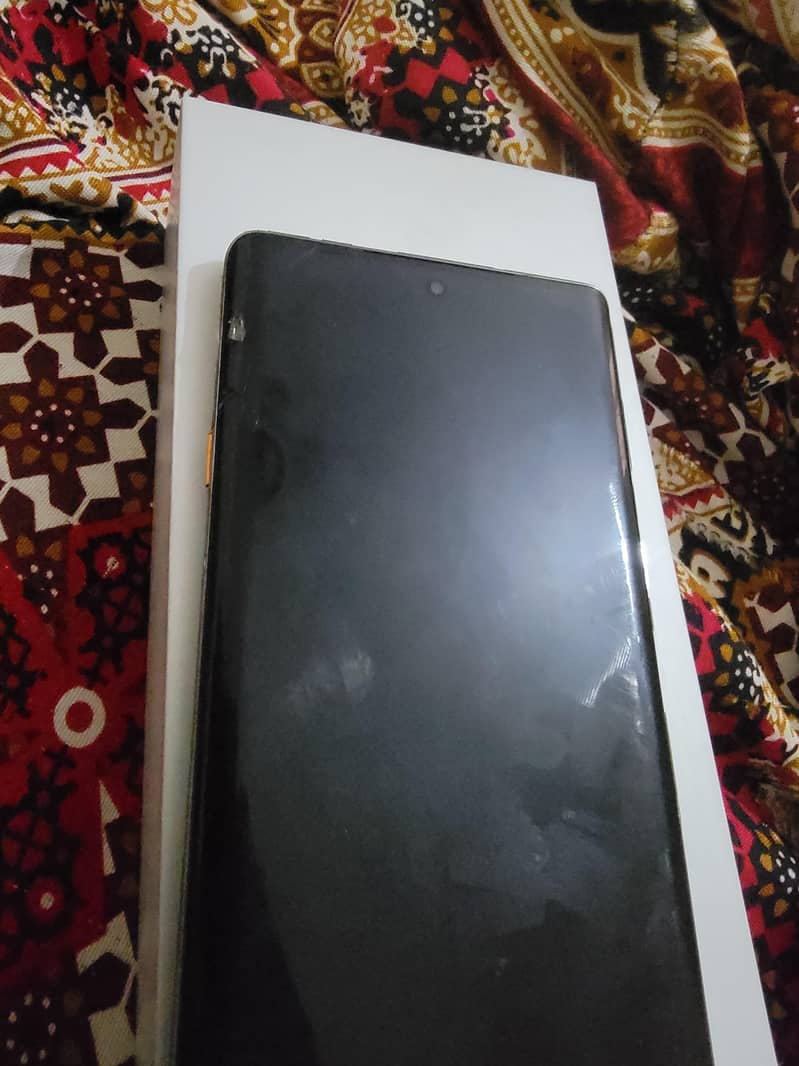 Tecno CAMON 40 Pro 2