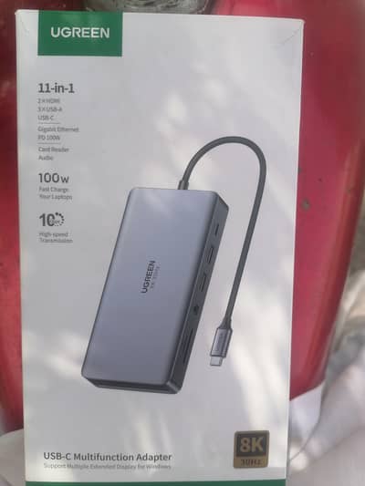 Ugreen multiple adapter 100w 8k 30hz