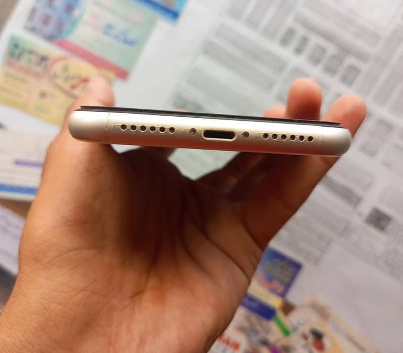 Apple iPhone 11 2