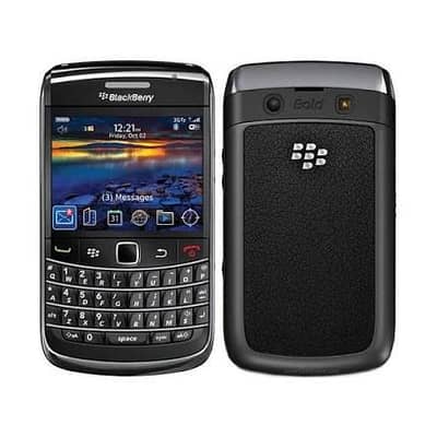 bb phone like new phone. rs. 4500 call whats up 03191950591