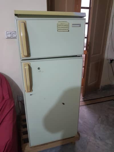 General fridge for sale