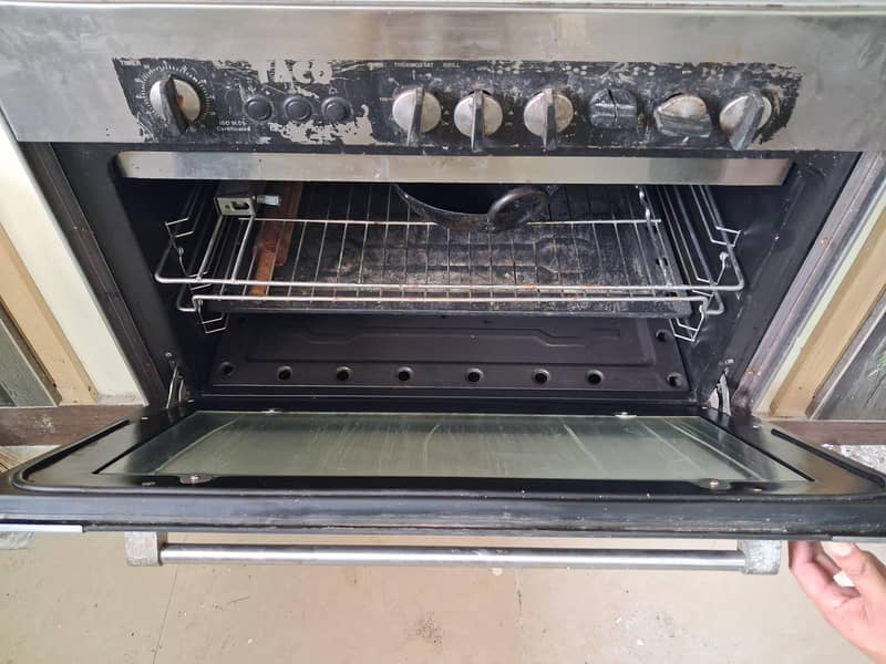 Cooking range 1