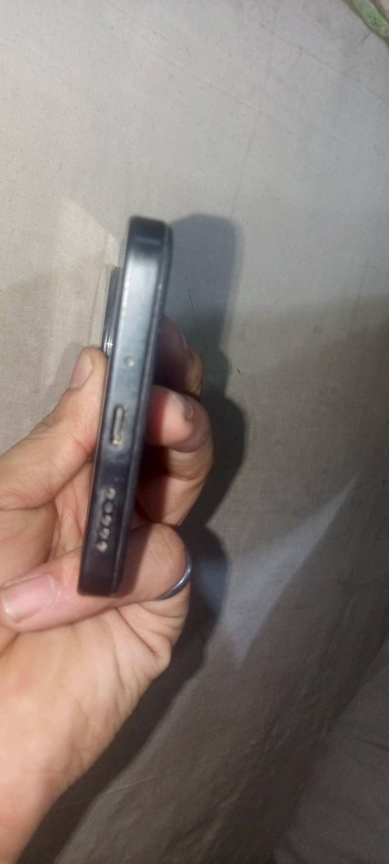 Realme 14c 6/128 BOX nhi ha 3