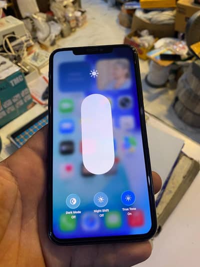 iPhone 11 pro max.  all original all ok nonpta