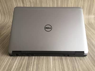 Dell Latitude E7440 core i5 4rth generation 4gb RAM 128gb SSD m2 SATA