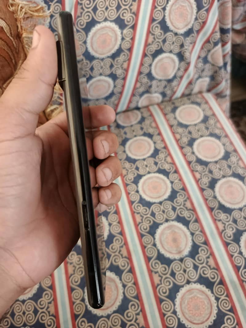 Google Pixel 6 pro 2