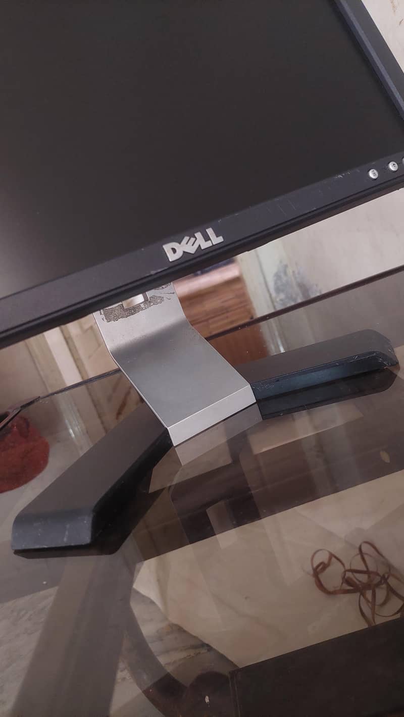 Moniter 3