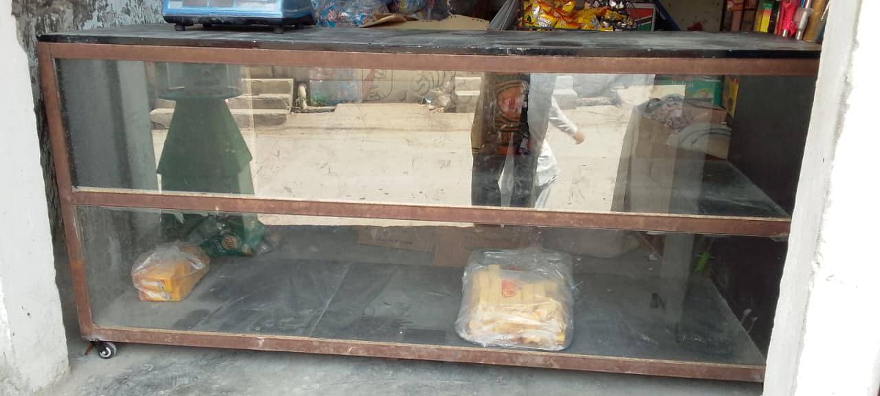 shop Counter 4