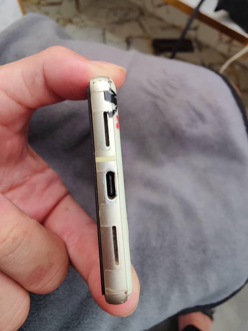 GOOGLE PIXEL 7 4
