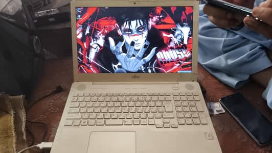 fujitsu laptop for sale ram 8 ddr 3 hard disk 1tb core i7 7generation