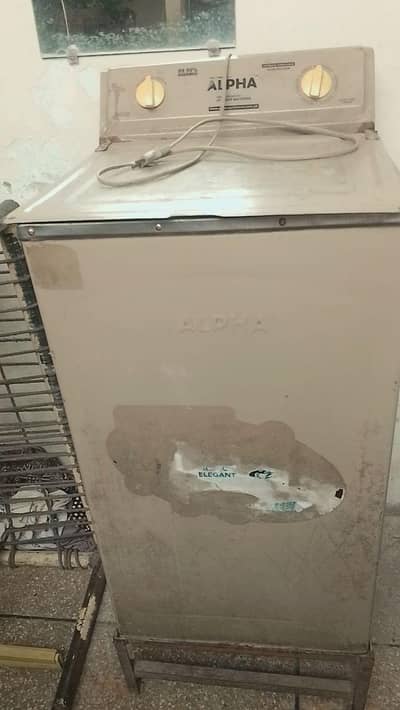 Spin Dryer Machine – Excellent Condition – Fast Drying