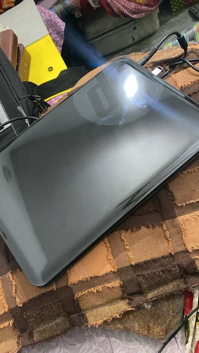HP  LAPTOP GEN 2 MODEL1000 RAM 4GB   ROM  500GB