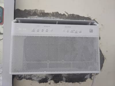 Midea Window DC Inverter 1 Ton AC